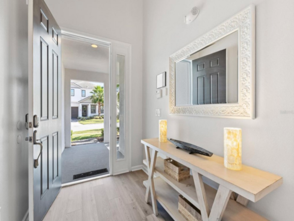 Luxury 8_bedroom Orlando Retreat - Perfect for Family Gatherings